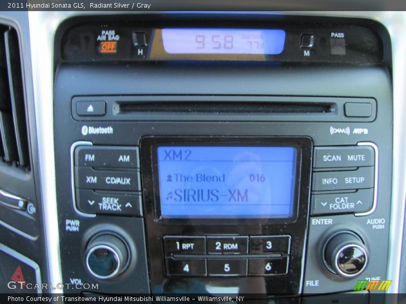 Radiant Silver / Gray 2011 Hyundai Sonata GLS