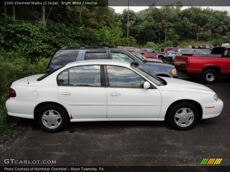 2000 Malibu LS Sedan Bright White