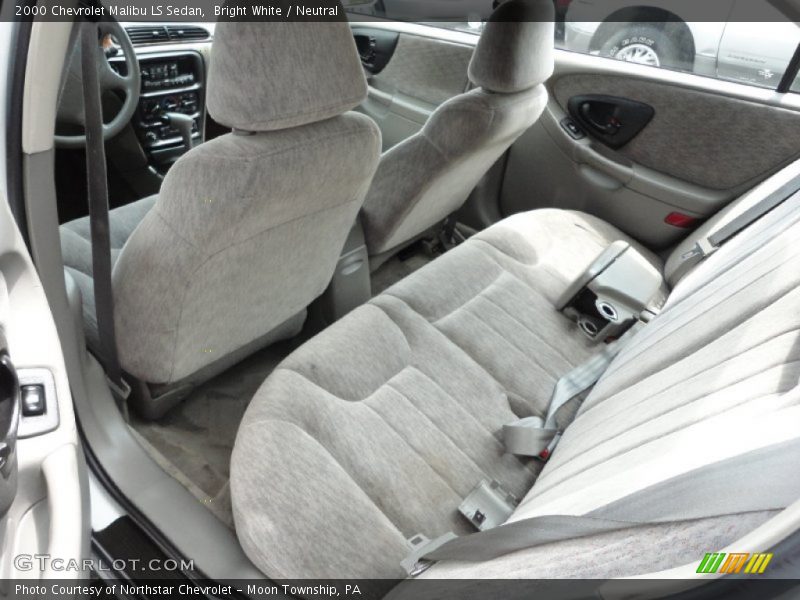  2000 Malibu LS Sedan Neutral Interior