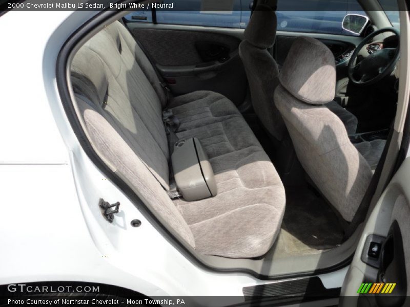 Bright White / Neutral 2000 Chevrolet Malibu LS Sedan