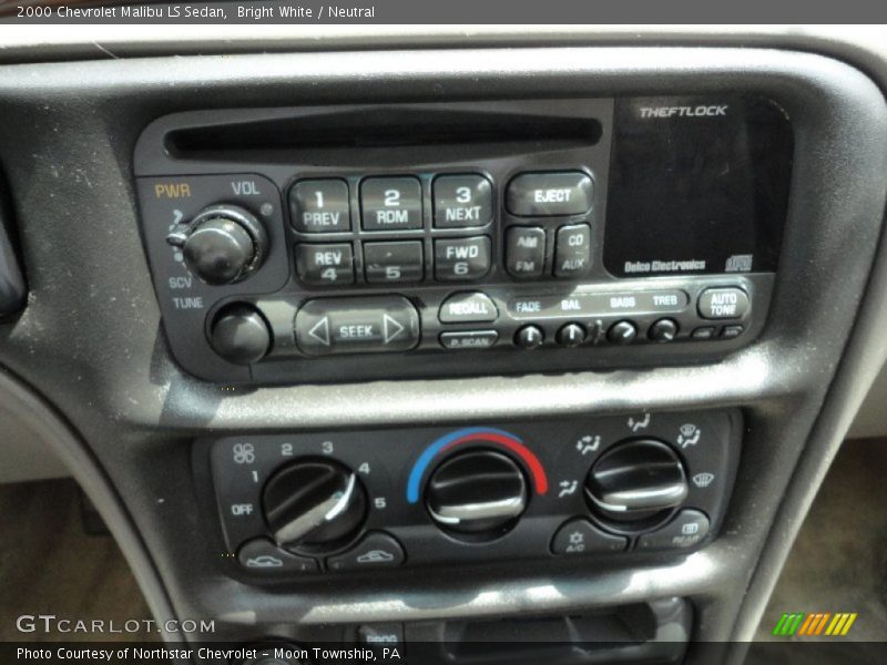 Controls of 2000 Malibu LS Sedan