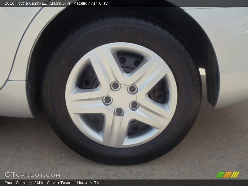 Classic Silver Metallic / Ash Gray 2010 Toyota Camry LE