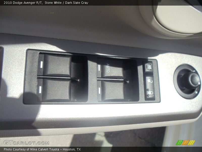 Stone White / Dark Slate Gray 2010 Dodge Avenger R/T