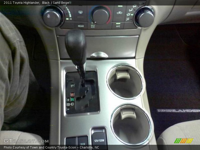 Black / Sand Beige 2011 Toyota Highlander