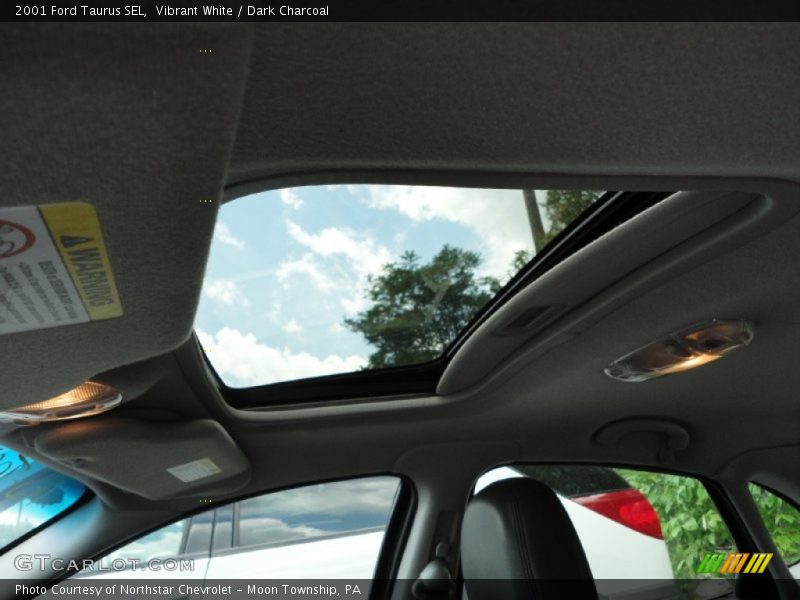 Vibrant White / Dark Charcoal 2001 Ford Taurus SEL