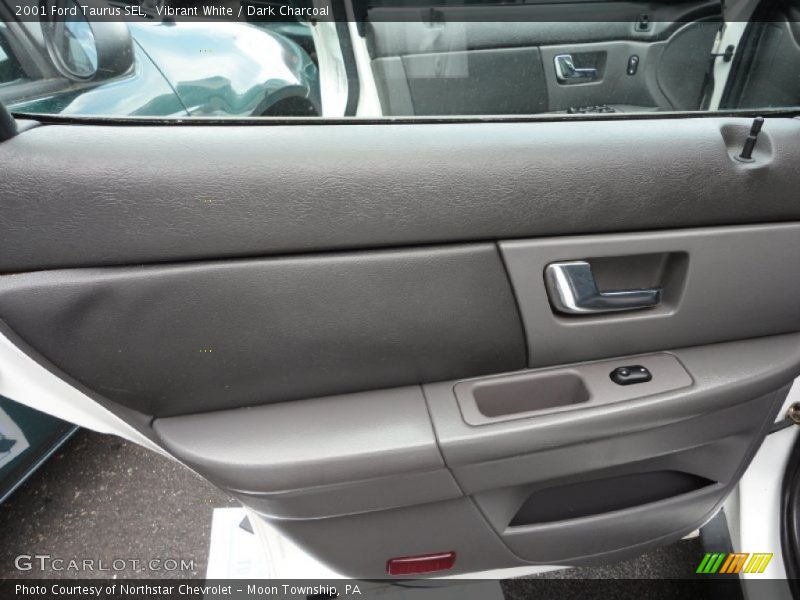 Vibrant White / Dark Charcoal 2001 Ford Taurus SEL