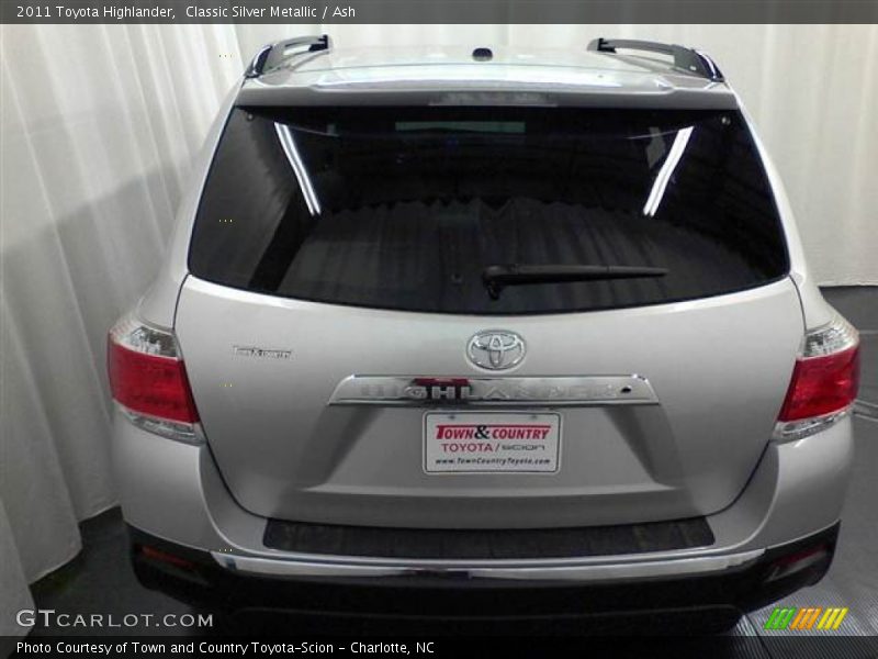 Classic Silver Metallic / Ash 2011 Toyota Highlander