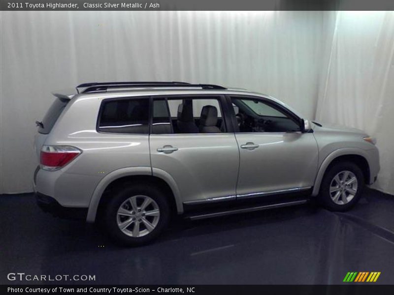 Classic Silver Metallic / Ash 2011 Toyota Highlander