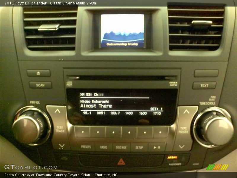 Classic Silver Metallic / Ash 2011 Toyota Highlander