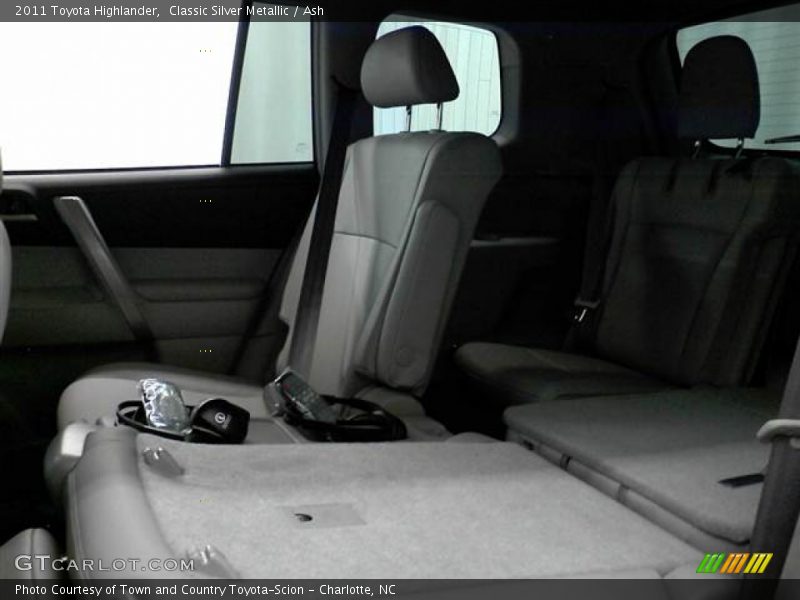 Classic Silver Metallic / Ash 2011 Toyota Highlander