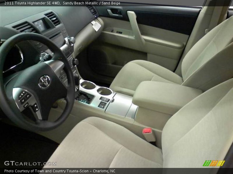 Sandy Beach Metallic / Sand Beige 2011 Toyota Highlander SE 4WD