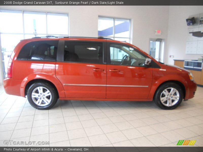 Sunburst Orange Pearl / Dark Slate/Light Shale 2008 Dodge Grand Caravan SXT