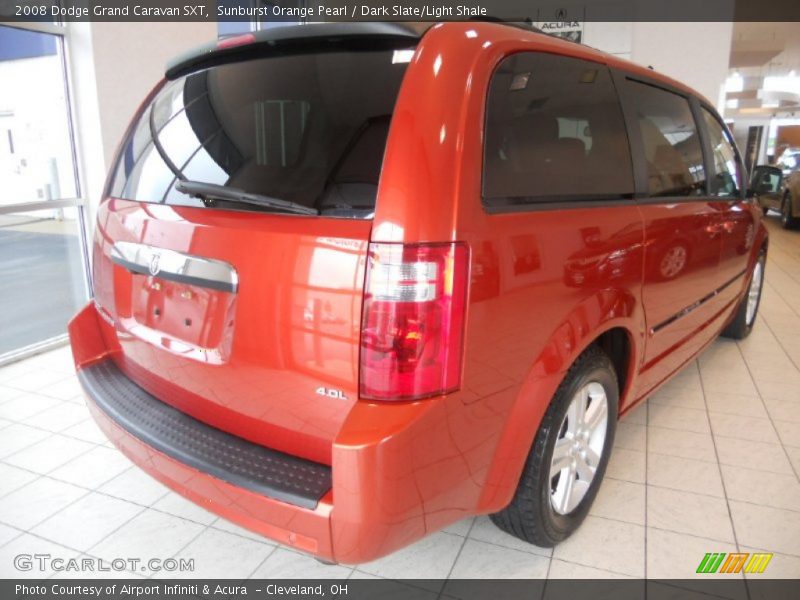 Sunburst Orange Pearl / Dark Slate/Light Shale 2008 Dodge Grand Caravan SXT