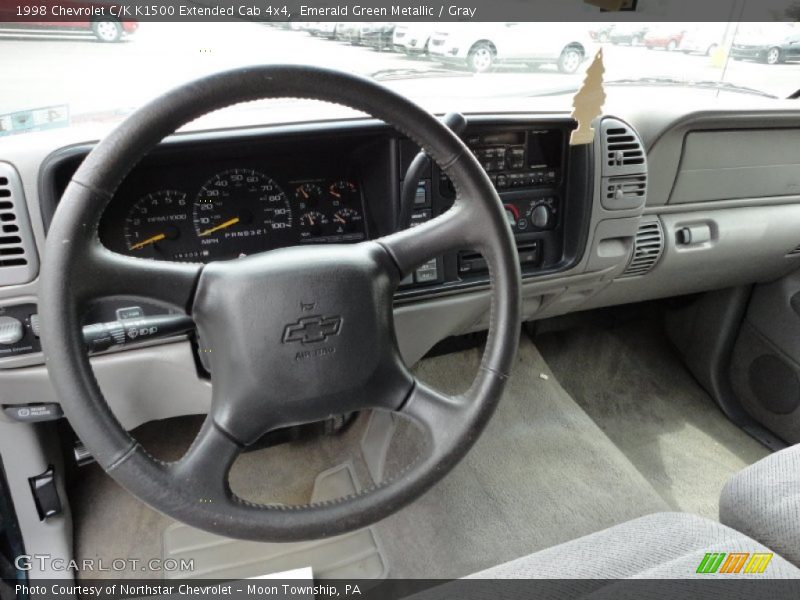 Dashboard of 1998 C/K K1500 Extended Cab 4x4