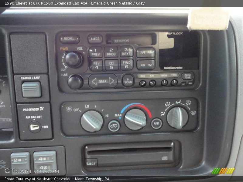 Emerald Green Metallic / Gray 1998 Chevrolet C/K K1500 Extended Cab 4x4