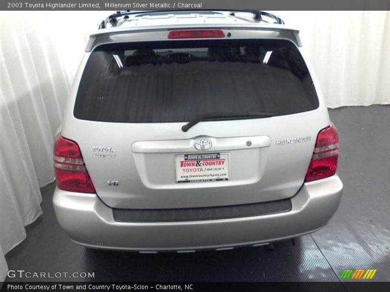Millenium Silver Metallic / Charcoal 2003 Toyota Highlander Limited