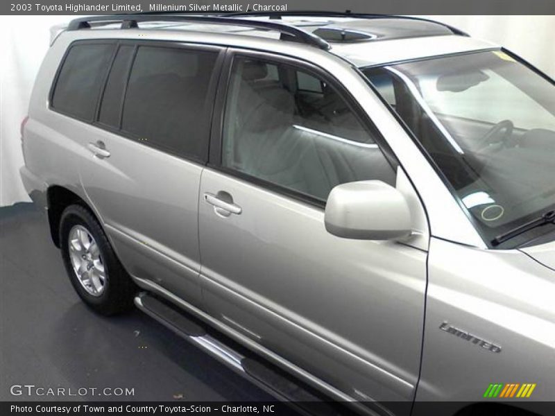 Millenium Silver Metallic / Charcoal 2003 Toyota Highlander Limited