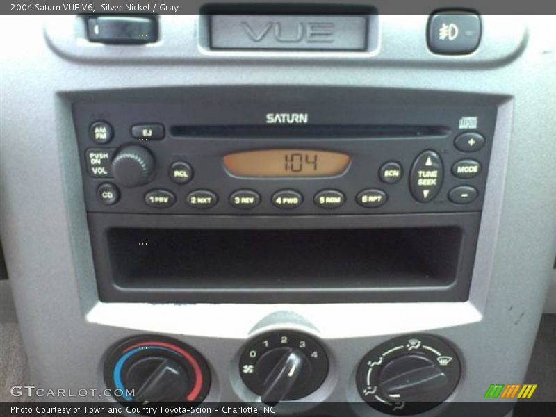 Silver Nickel / Gray 2004 Saturn VUE V6