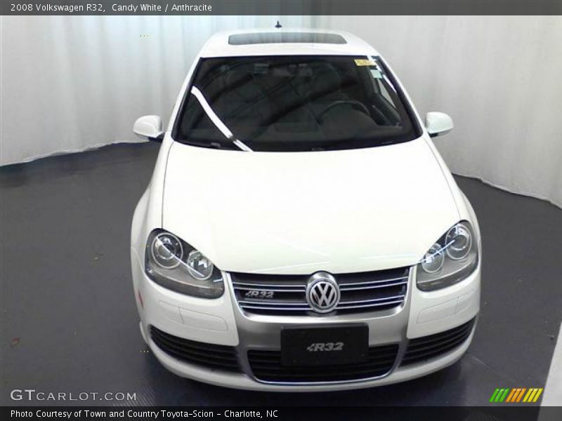 Candy White / Anthracite 2008 Volkswagen R32