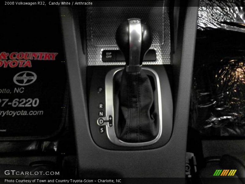 Candy White / Anthracite 2008 Volkswagen R32