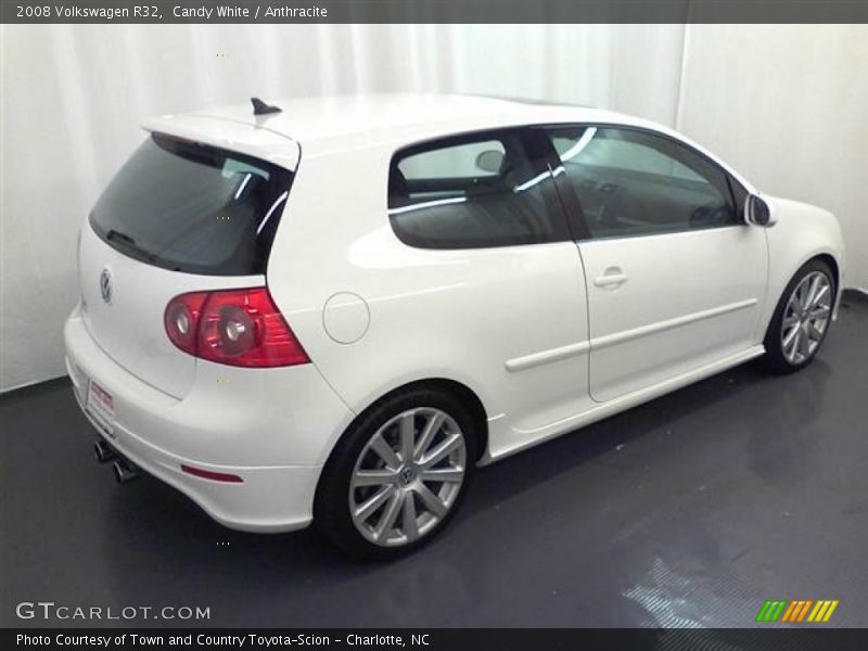 Candy White / Anthracite 2008 Volkswagen R32