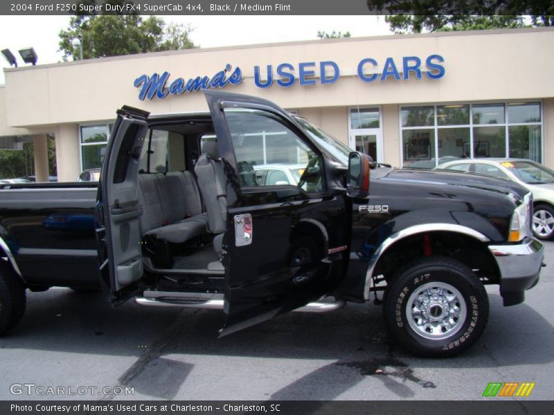 Black / Medium Flint 2004 Ford F250 Super Duty FX4 SuperCab 4x4