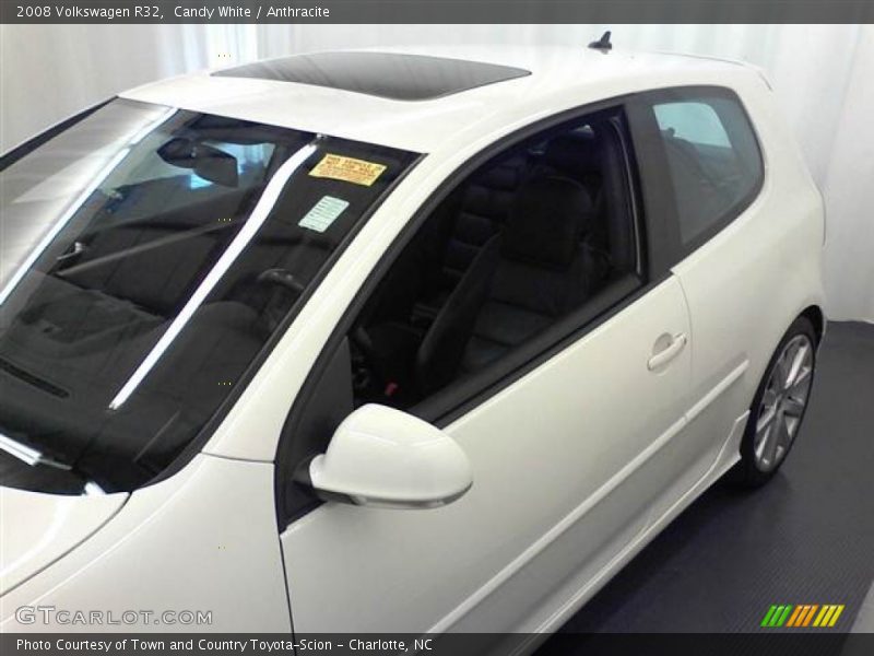 Candy White / Anthracite 2008 Volkswagen R32