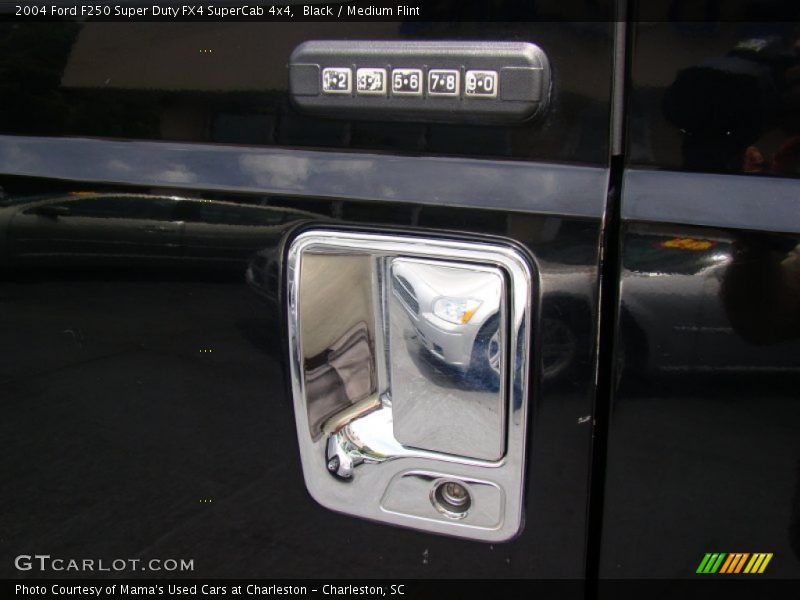 Black / Medium Flint 2004 Ford F250 Super Duty FX4 SuperCab 4x4