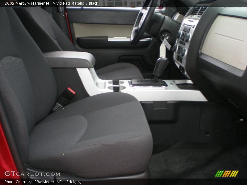 Vivid Red Metallic / Black 2009 Mercury Mariner I4