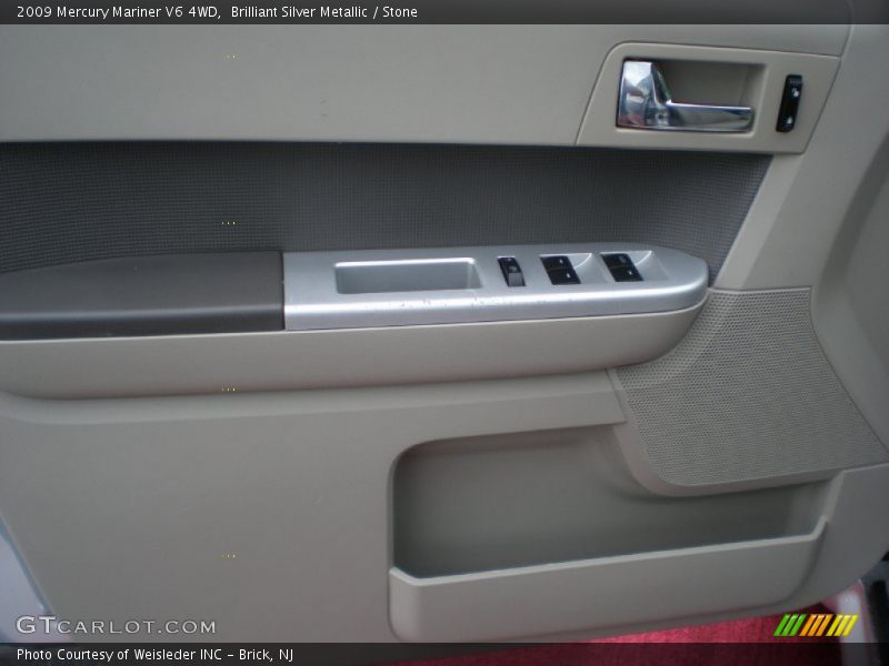 Brilliant Silver Metallic / Stone 2009 Mercury Mariner V6 4WD