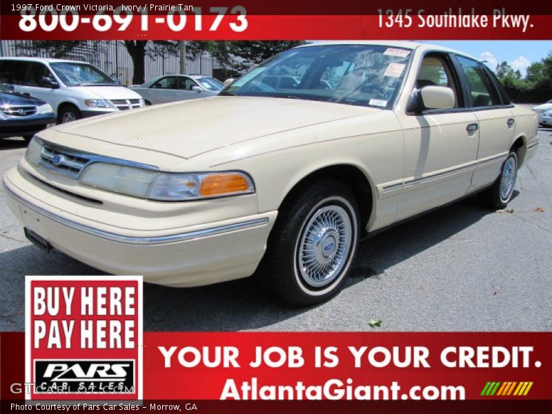 Ivory / Prairie Tan 1997 Ford Crown Victoria