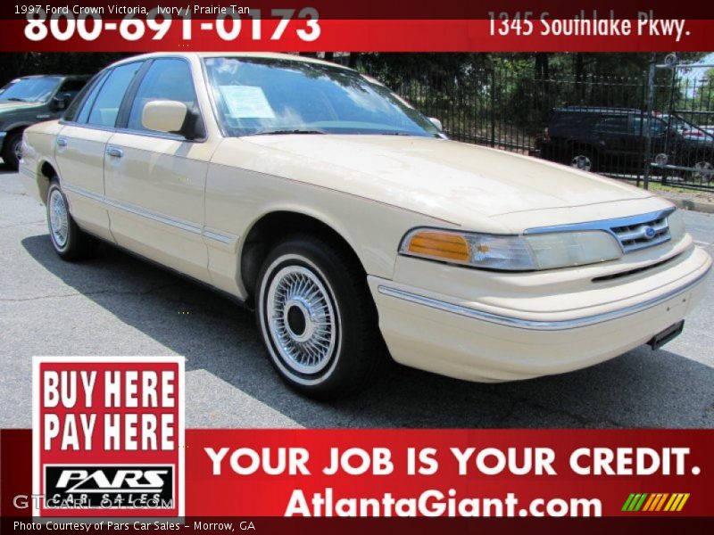 Ivory / Prairie Tan 1997 Ford Crown Victoria