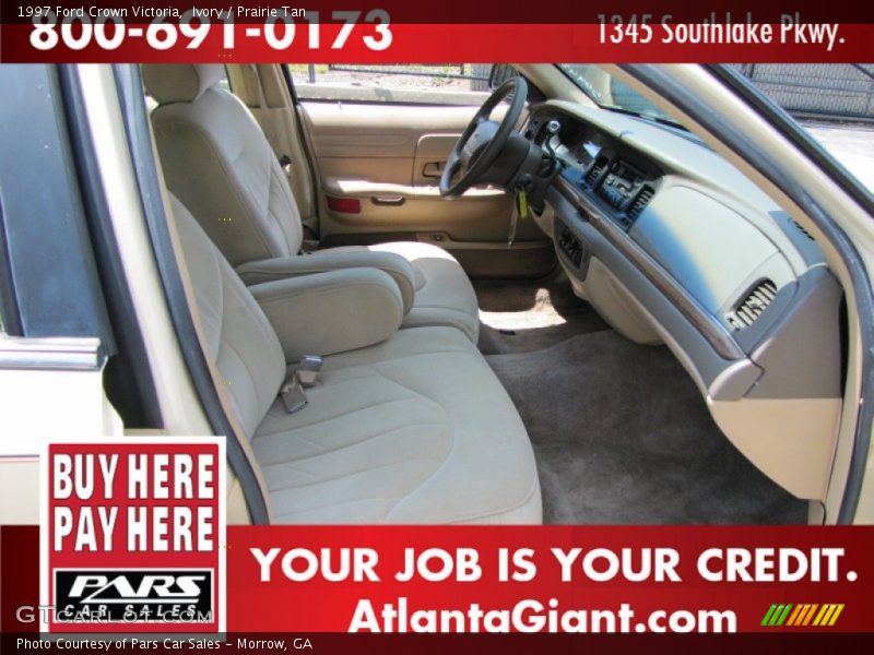 Ivory / Prairie Tan 1997 Ford Crown Victoria