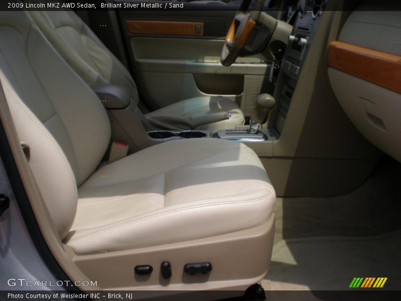 Brilliant Silver Metallic / Sand 2009 Lincoln MKZ AWD Sedan