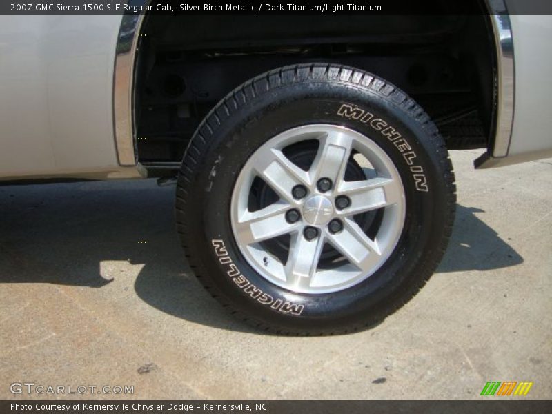 Silver Birch Metallic / Dark Titanium/Light Titanium 2007 GMC Sierra 1500 SLE Regular Cab