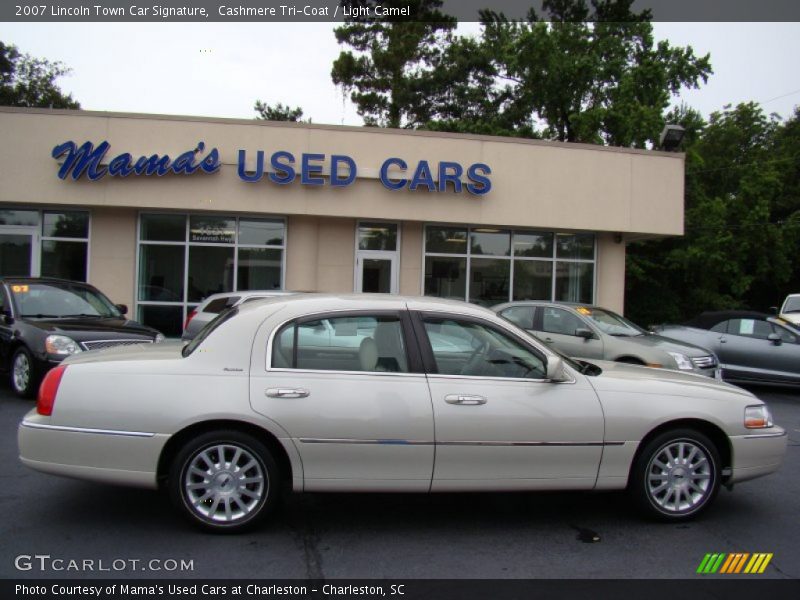 Cashmere Tri-Coat / Light Camel 2007 Lincoln Town Car Signature