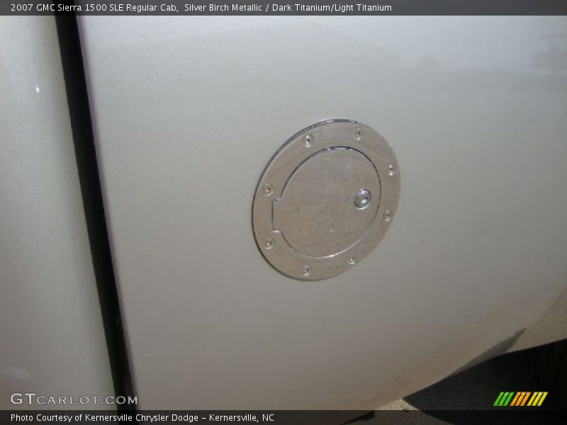 Silver Birch Metallic / Dark Titanium/Light Titanium 2007 GMC Sierra 1500 SLE Regular Cab
