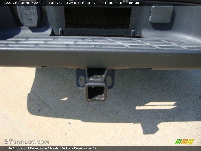 Silver Birch Metallic / Dark Titanium/Light Titanium 2007 GMC Sierra 1500 SLE Regular Cab