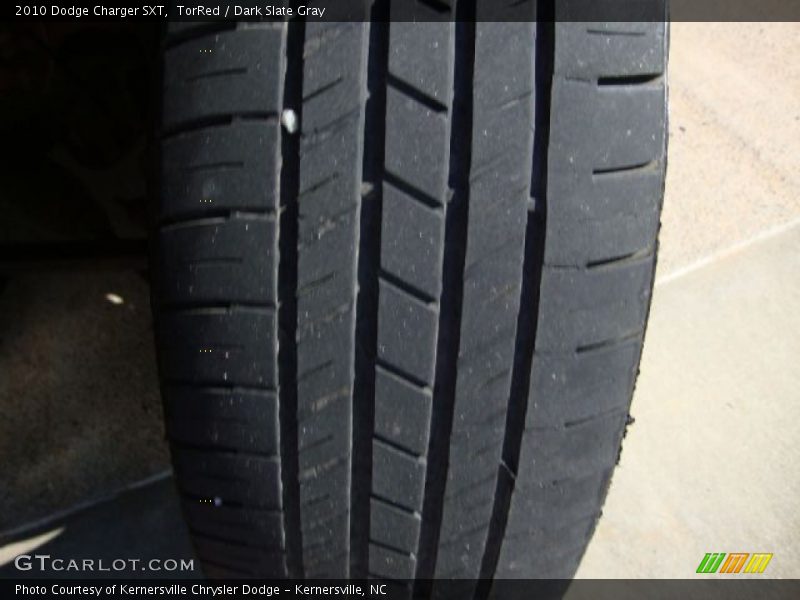 TorRed / Dark Slate Gray 2010 Dodge Charger SXT