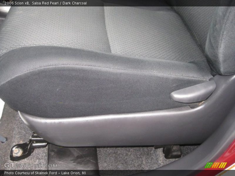 Salsa Red Pearl / Dark Charcoal 2006 Scion xB