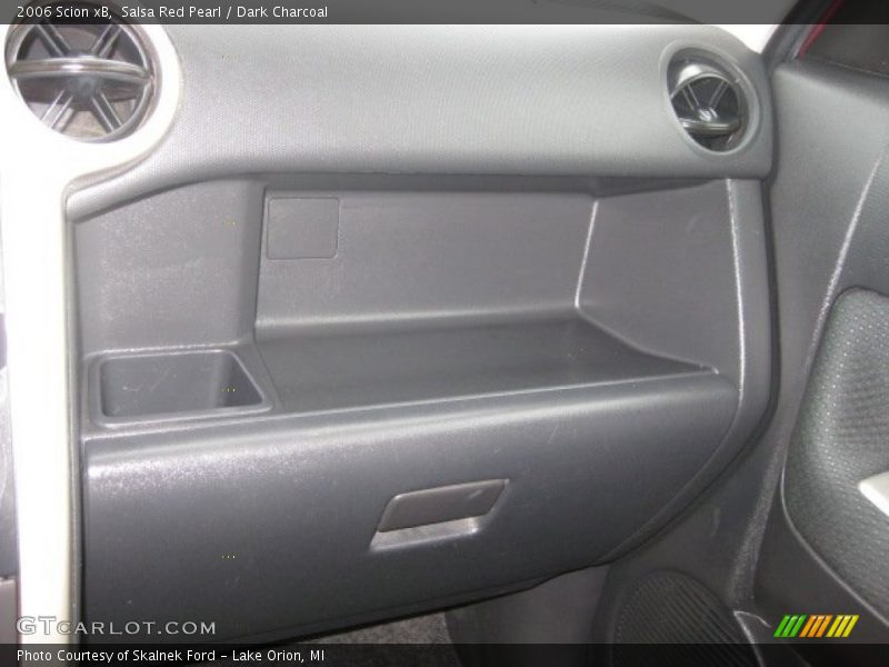 Salsa Red Pearl / Dark Charcoal 2006 Scion xB