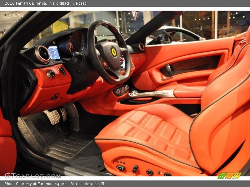  2010 California  Rosso Interior