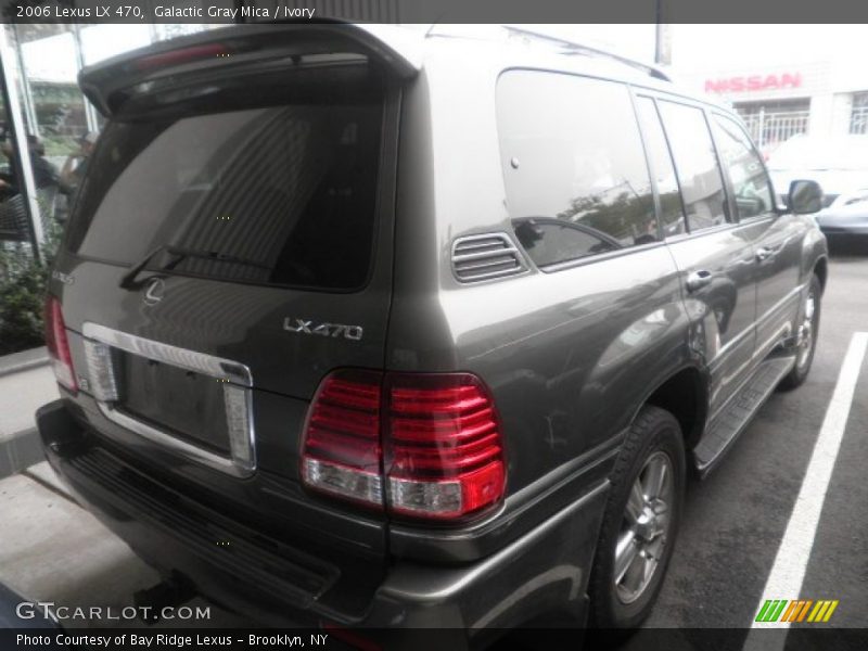 Galactic Gray Mica / Ivory 2006 Lexus LX 470