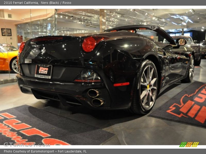 Nero (Black) / Rosso 2010 Ferrari California