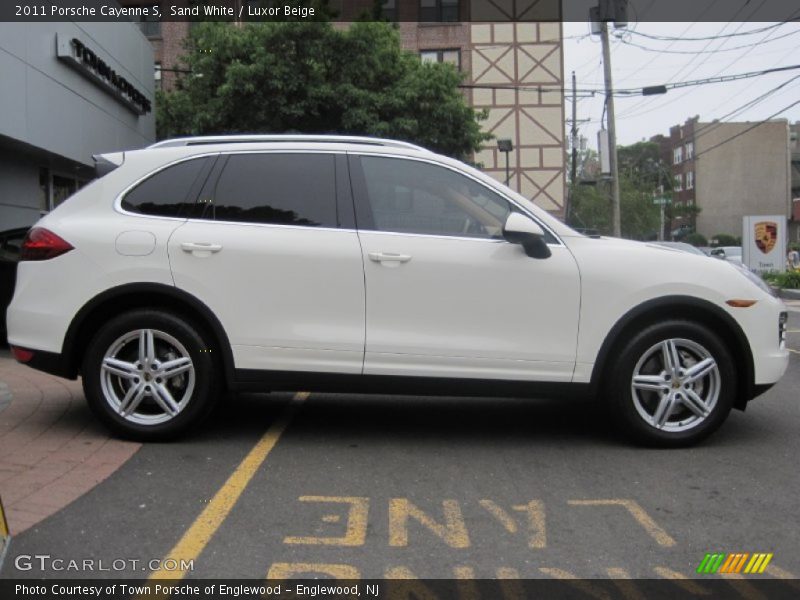 Sand White / Luxor Beige 2011 Porsche Cayenne S