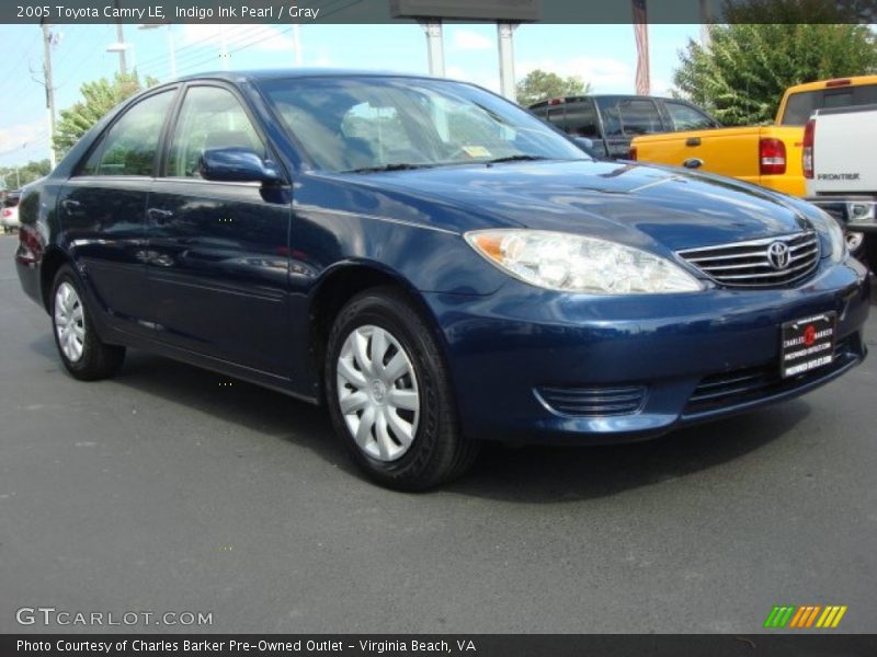 Indigo Ink Pearl / Gray 2005 Toyota Camry LE