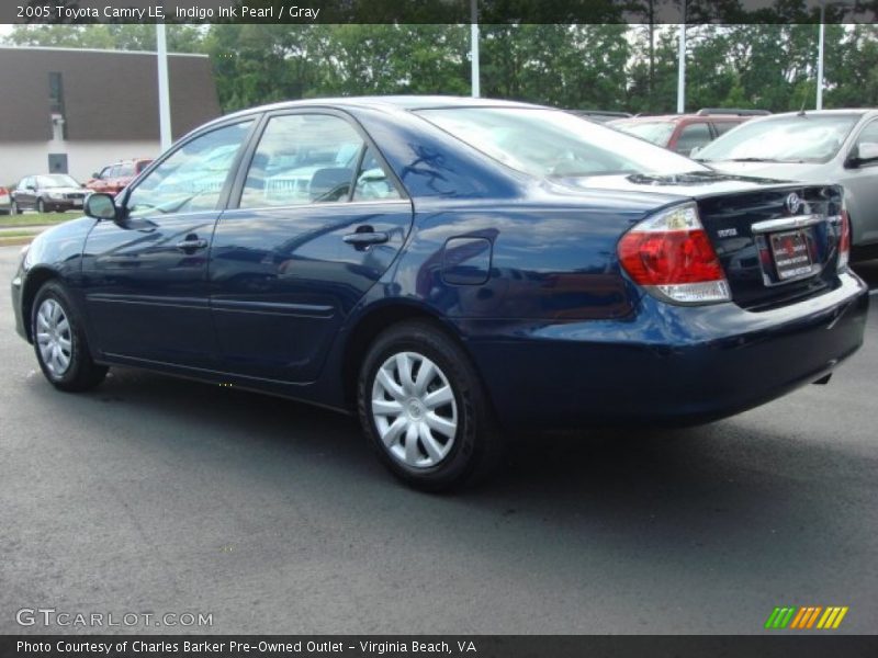 Indigo Ink Pearl / Gray 2005 Toyota Camry LE