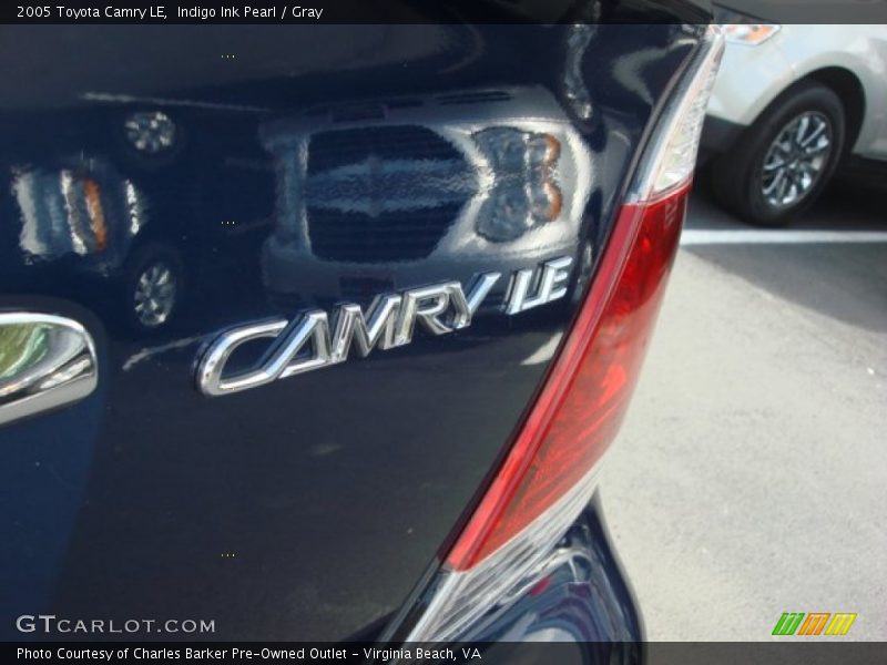 Indigo Ink Pearl / Gray 2005 Toyota Camry LE
