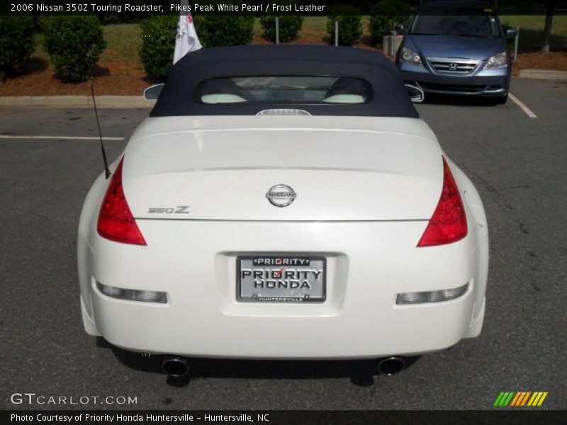 Pikes Peak White Pearl / Frost Leather 2006 Nissan 350Z Touring Roadster