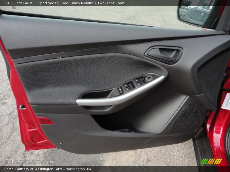 Red Candy Metallic / Two-Tone Sport 2012 Ford Focus SE Sport Sedan